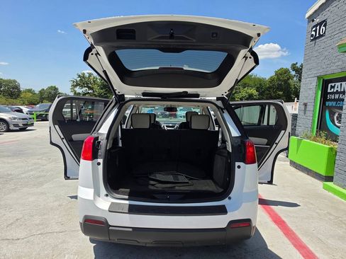 Used 2010 GMC Terrain SLT FWD image 26