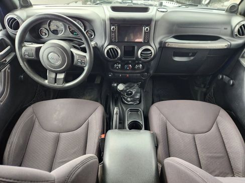 Used 2013 Jeep Wrangler Sport image 2