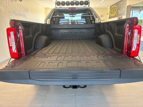 Used 2026 Ford F250 XLT w/ FX4 Off-Road Package AWD/4WD image 9