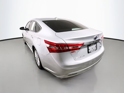 Used 2014 Toyota Avalon Limited FWD image 8