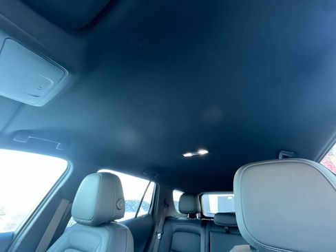 Used 2025 Chevrolet Equinox LT w/ Convenience Package II image 22