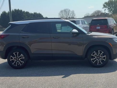 Certified 2021 Chevrolet TrailBlazer ACTIV w/ Convenience Package image 9