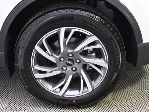 New 2026 Lincoln Corsair Premiere AWD/4WD image 20