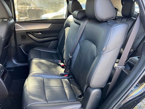 Used 2025 MAZDA CX-90 3.3 Turbo w/ Preferred Package image 43