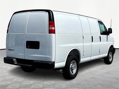 New 2025 Chevrolet Express 2500 w/ Driver Convenience Package image 6