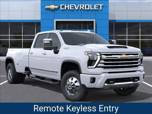 New 2026 Chevrolet Silverado 3500 High Country w/ Technology Package image 8