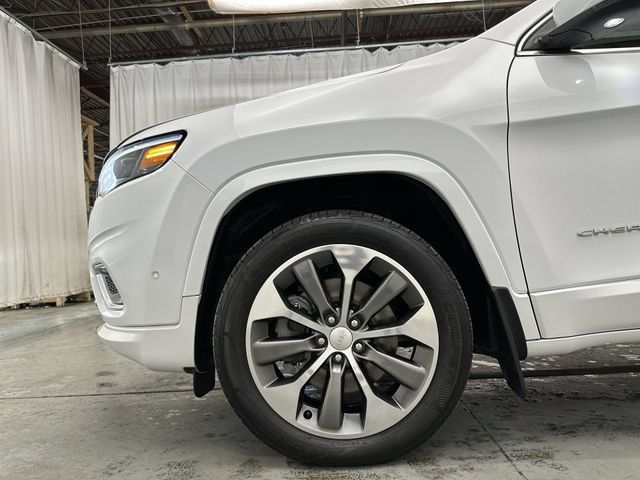 Used 2019 Jeep Cherokee Overland w/ Technology Group AWD/4WD image 22