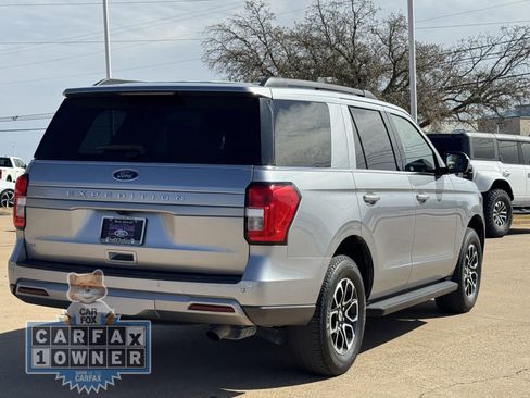 Used 2024 Ford Expedition XLT image 4