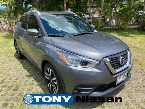 Used 2018 Nissan Kicks SV FWD image 19