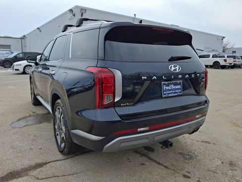 Used 2023 Hyundai Palisade SEL w/ Premium Package AWD/4WD image 8
