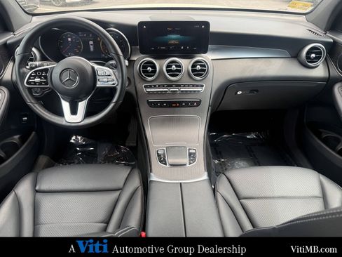 Certified 2022 Mercedes-Benz GLC 300 4MATIC image 2