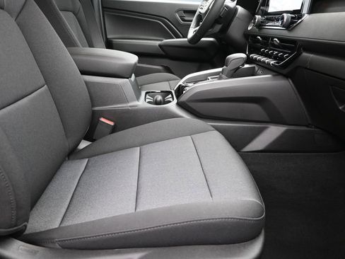 New 2026 Chevrolet Colorado W/T image 25