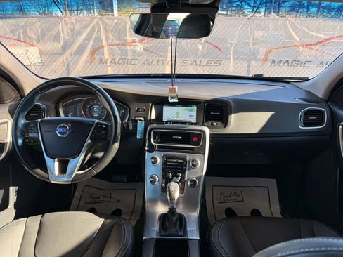 Used 2017 Volvo S60 T5 Dynamic w/ Protection Package image 27