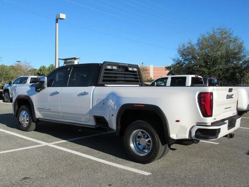 Used 2024 GMC Sierra 3500 Denali Ultimate image 3