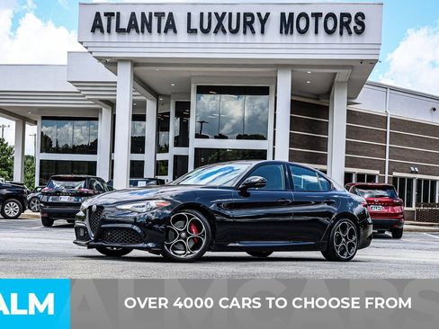 Used 2022 Alfa Romeo Giulia Veloce RWD image 3