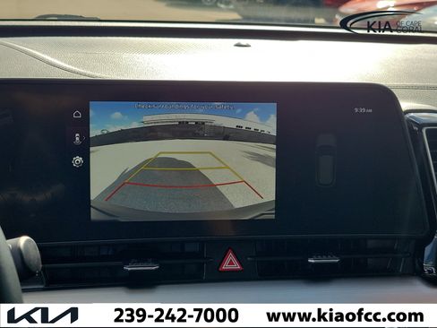Certified 2025 Kia Sportage EX AWD/4WD image 27