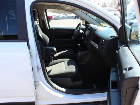 Used 2014 Jeep Compass Sport w/ Power Value Group image 32