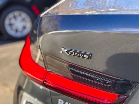 Used 2020 BMW 330i xDrive 330i xDrive w/ Convenience Package image 10