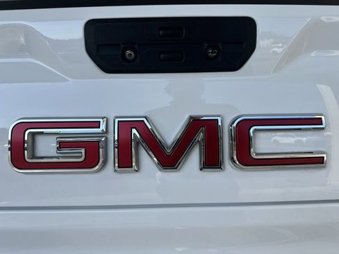 Used 2019 GMC Sierra 1500 AT4 w/ AT4 Premium Package image 33