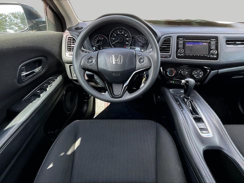 Used 2016 Honda HR-V LX image 4