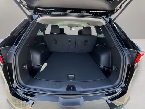 Certified 2025 Chevrolet Blazer LT w/ Convenience Package image 24