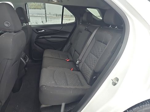 Used 2021 Chevrolet Equinox LT image 17