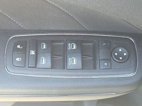 Used 2023 Dodge Charger SXT w/ Blacktop Package AWD/4WD image 20