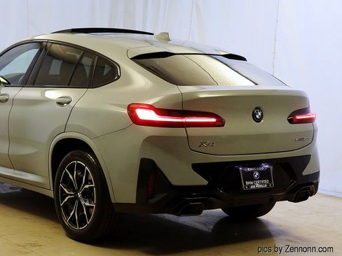 Used 2023 BMW X4 xDrive30i w/ M Sport Package AWD/4WD image 8