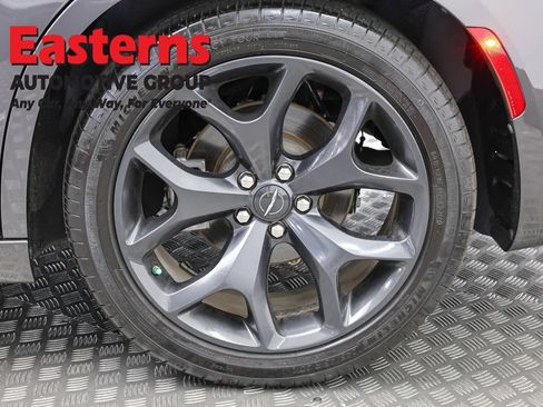 Used 2023 Chrysler 300 S RWD image 32