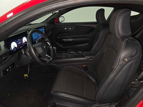 Used 2024 Ford Mustang Coupe RWD image 5