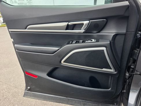 Used 2022 Kia Telluride LX AWD/4WD image 24