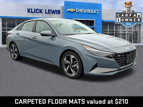 Used 2023 Hyundai Elantra Limited w/ Preferred Accessory Package image 1
