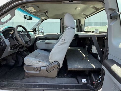 Used 2013 Ford F250 XL w/ PWR Equipment Group AWD/4WD image 26