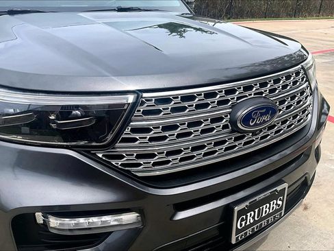Used 2020 Ford Explorer Limited RWD image 39