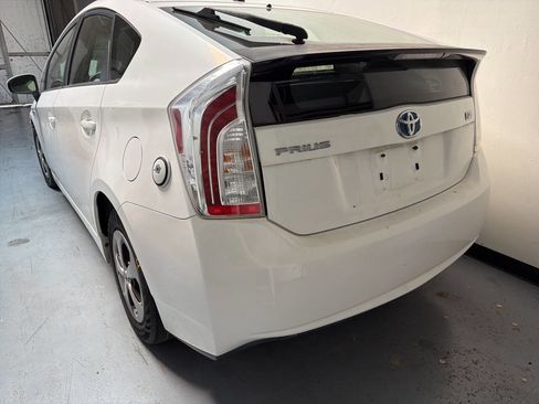 Used 2012 Toyota Prius Two FWD image 5