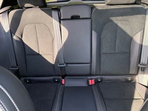 Used 2021 Volvo XC40 P8 Recharge w/ Advanced Package AWD/4WD image 13