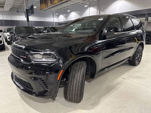 New 2025 Dodge Durango GT image 3