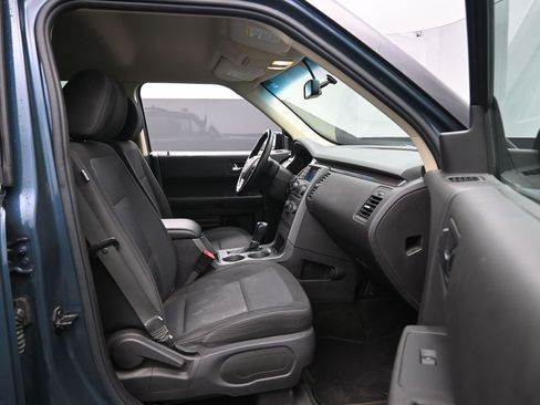 Used 2016 Ford Flex SE image 25