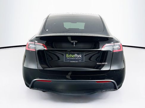 Used 2022 Tesla Model Y Performance AWD/4WD image 7