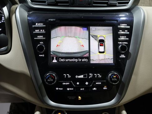 Used 2023 Nissan Murano SL image 25