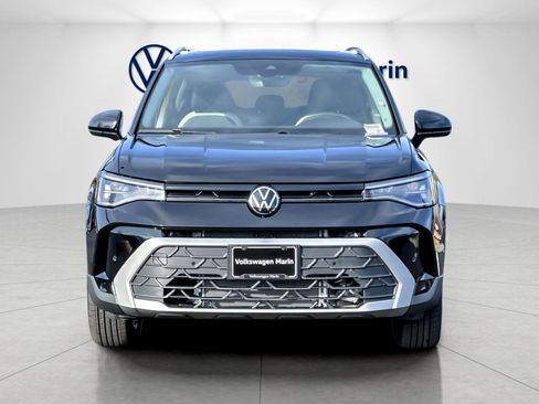 New 2026 Volkswagen Taos SE image 8