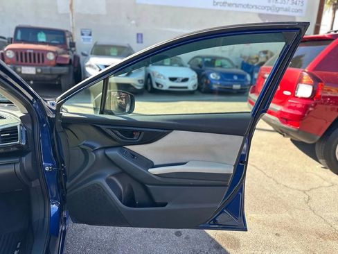 Used 2017 Subaru Impreza 2.0i Premium w/ BSD & Rcta/SRF/Eyesight image 36