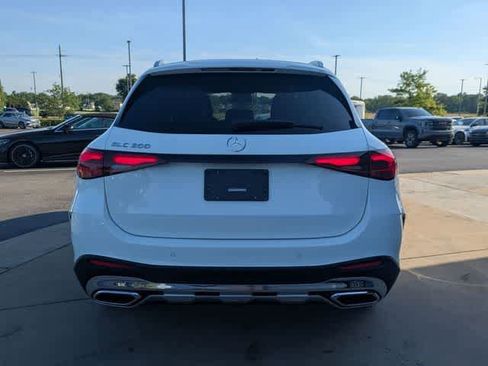 Used 2026 Mercedes-Benz GLC 300 image 8