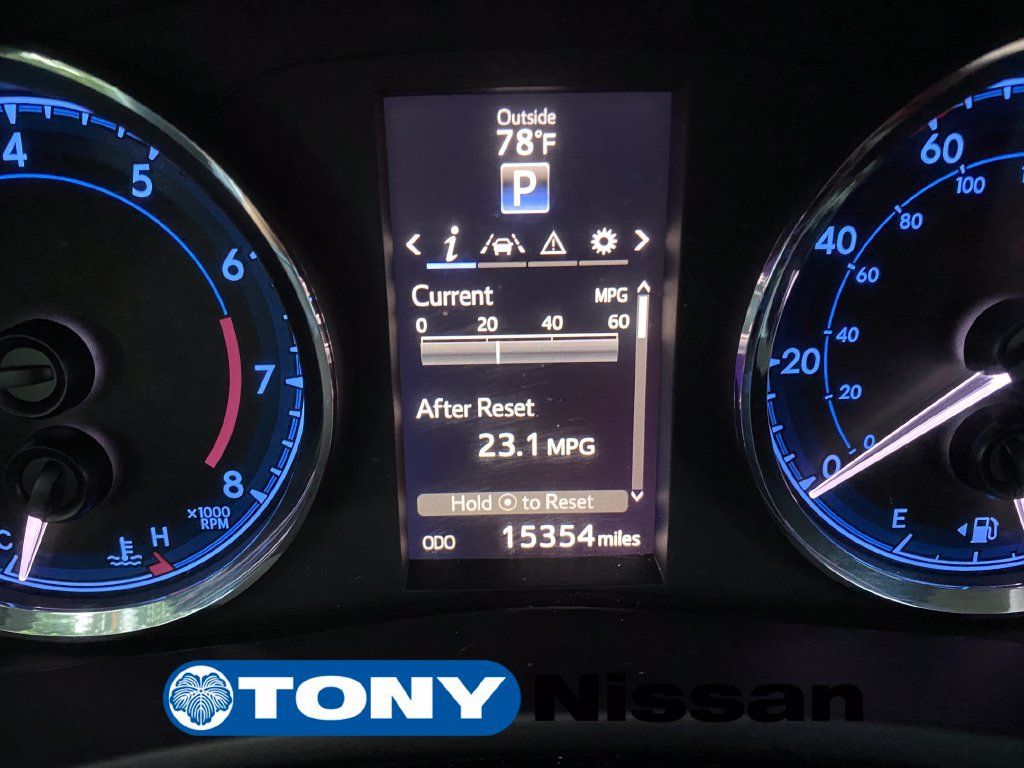 Used 2017 Toyota Corolla SE FWD image 33