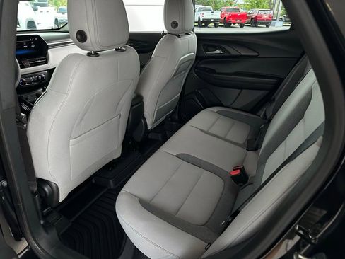 Used 2026 Chevrolet TrailBlazer LS w/ LS Convenience Package FWD image 16