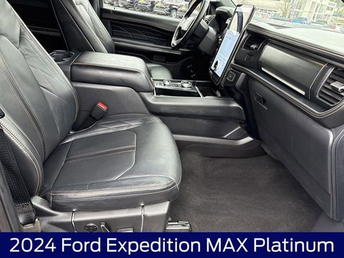 Used 2024 Ford Expedition Max Platinum AWD/4WD image 13