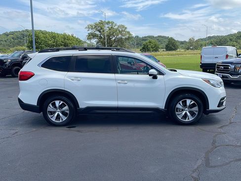 Used 2019 Subaru Ascent Premium AWD/4WD image 6