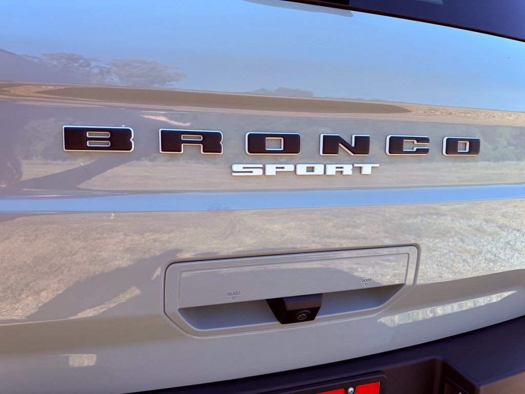 Used 2024 Ford Bronco Sport Outer Banks w/ Tech Package AWD/4WD image 39