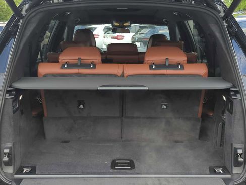 Used 2026 BMW X7 M60i AWD/4WD image 35