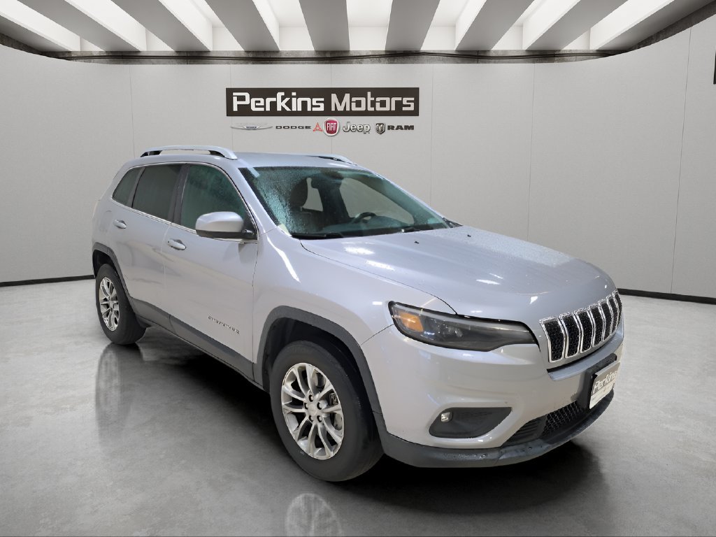 Used 2019 Jeep Cherokee Latitude Plus AWD/4WD image 9